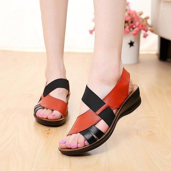 women sandals leather soft bottom mother sandals peep toe fashion ladies 2020 summer flat female shoes1, Black
women sandals leather soft bottom mother sandals peep toe fashion ladies 2020 summer flat female shoes1, Black