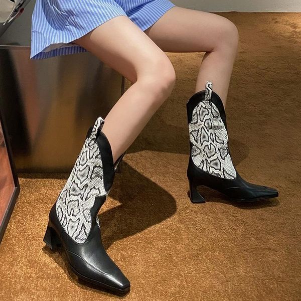 new brand genuine leather ankle boots for women black riding boots high heels square toe casual dress short
new brand genuine leather ankle boots for women black riding boots high heels square toe casual dress short