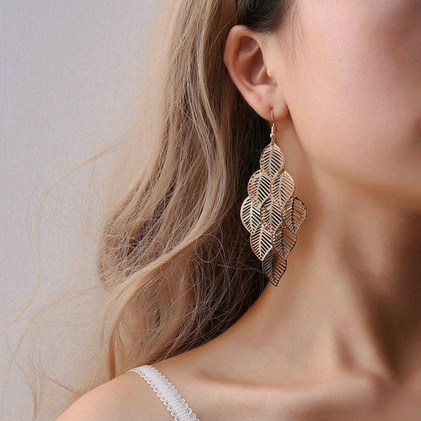 dangle & chandelier euramerican is contracted two-color multilayer hollow out leaf earring simple tassels drops long money girl 2021, Silver
dangle & chandelier euramerican is contracted two-color multilayer hollow out leaf earring simple tassels drops long money girl 2021, Silver