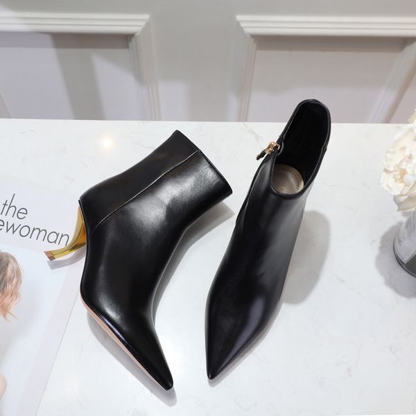 black leather with pointed toes womens ankle boots fashion designer ladies high heels shoes pumps (original box) 6.5cm
black leather with pointed toes womens ankle boots fashion designer ladies high heels shoes pumps (original box) 6.5cm