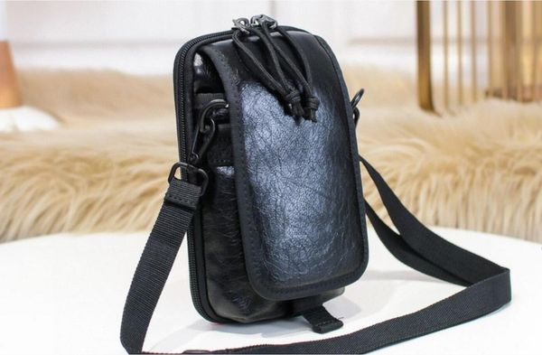 new multifunctional coin bluetooth headset box chain handbag leather messenger bag card case leather mobile phone coin letter mini bag camer
new multifunctional coin bluetooth headset box chain handbag leather messenger bag card case leather mobile phone coin letter mini bag camer
