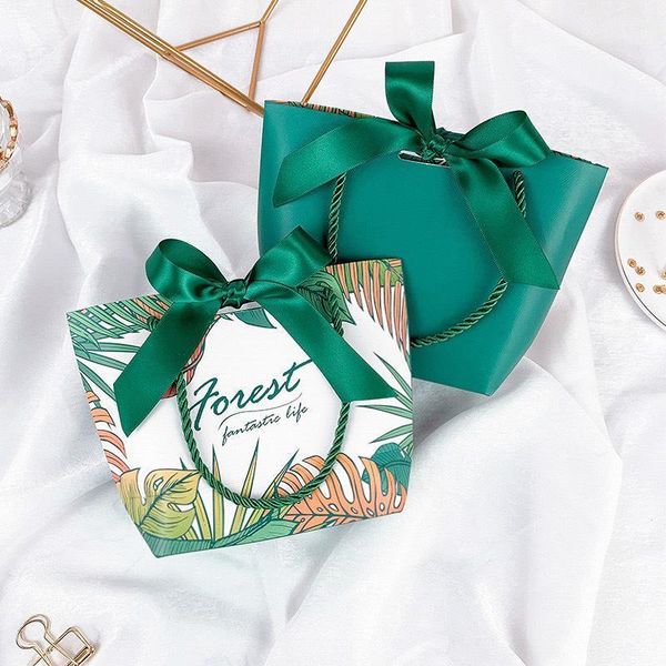 wedding party favors gift box packaging paper bags with handles boite dragees mariage boite cadeau flower box custom made 10pcs1
wedding party favors gift box packaging paper bags with handles boite dragees mariage boite cadeau flower box custom made 10pcs1
