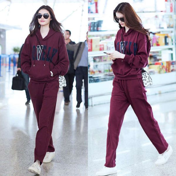 sandro moscoloni autumn / winter 2020 new large size sports suit women's casual loose sweater 2-piece set, Gray
sandro moscoloni autumn / winter 2020 new large size sports suit women's casual loose sweater 2-piece set, Gray
