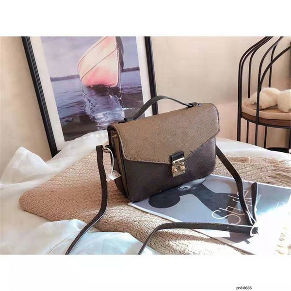 bag women single girls leather portable messenger bags shoulder new relaxing inclined ms printing genuine shoulder handbags brown handb vaok, Red;black
bag women single girls leather portable messenger bags shoulder new relaxing inclined ms printing genuine shoulder handbags brown handb vaok, Red;black