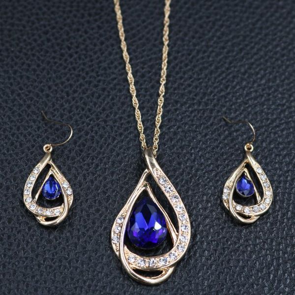 Elegant 4 colors Crystal Teardrop Pendant Necklace and Earrings Set Women Wedding Jewelry Sets Party Costume Accessories, Silver
Elegant 4 colors Crystal Teardrop Pendant Necklace and Earrings Set Women Wedding Jewelry Sets Party Costume Accessories, Silver