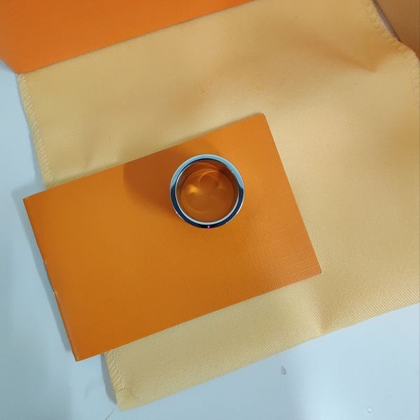 2021 36001 titanium steel ring with diamond ring for men and women jewelry ring fashion trend supply, Silver
2021 36001 titanium steel ring with diamond ring for men and women jewelry ring fashion trend supply, Silver