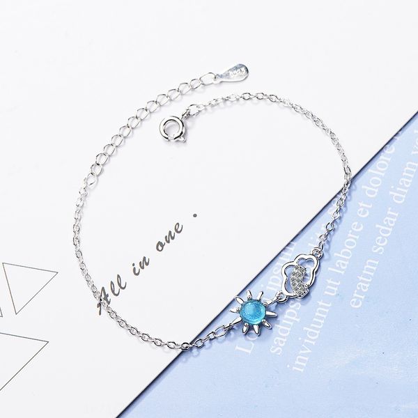 cloud women's korean version of small fresh bracelet braceletbracelet braceletdiamond inlaid artificial crystal sweet sun star hand jew, Golden;silver
cloud women's korean version of small fresh bracelet braceletbracelet braceletdiamond inlaid artificial crystal sweet sun star hand jew, Golden;silver