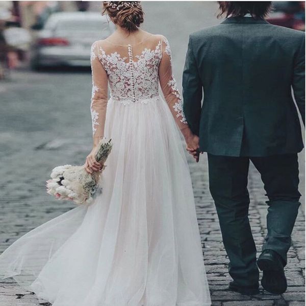 2021 new lace long sleeves bride wedding gown soiree simple satin dressed as novia suklubna 5nys, Blue;red
2021 new lace long sleeves bride wedding gown soiree simple satin dressed as novia suklubna 5nys, Blue;red