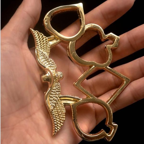 13 bullet head iron four-finger tiger car equipment broken window life-saving hammer martial arts fight knuckle brass ring fist buckle
13 bullet head iron four-finger tiger car equipment broken window life-saving hammer martial arts fight knuckle brass ring fist buckle