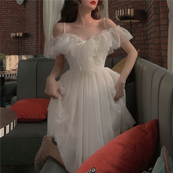 bella philosophy 2020 mesh ruffles slash neck off shoulder lace up women summer korean white dress women spaghetti strap dresses y0118, Black;gray
bella philosophy 2020 mesh ruffles slash neck off shoulder lace up women summer korean white dress women spaghetti strap dresses y0118, Black;gray