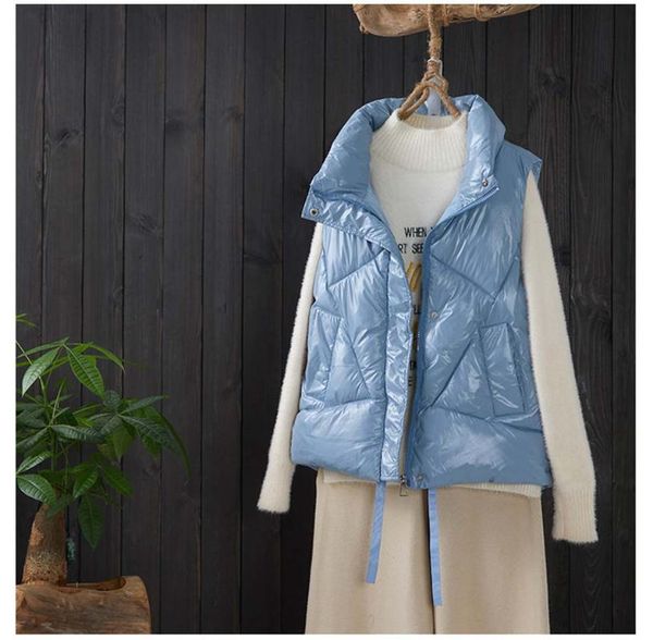 women's vests 2021 stand collar short vest women winter cotton padded jacket sleeveless female shinny waistcoat, Black;white
women's vests 2021 stand collar short vest women winter cotton padded jacket sleeveless female shinny waistcoat, Black;white