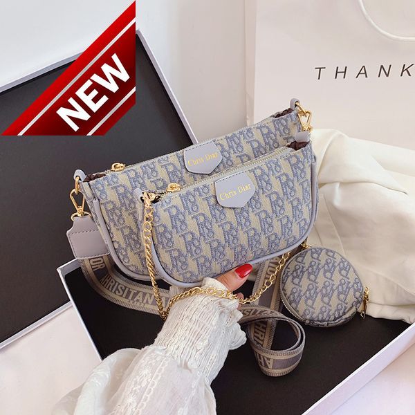 d-shaped old mahjong three in one 2022 new tide broadband messenger women's versatile bag
d-shaped old mahjong three in one 2022 new tide broadband messenger women's versatile bag