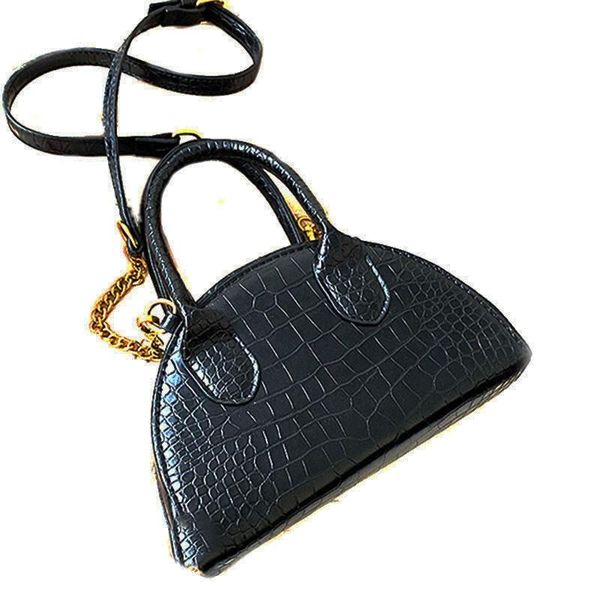 fashion handbags women's travel semicircular bags stone textured leather crossbody bags
fashion handbags women's travel semicircular bags stone textured leather crossbody bags