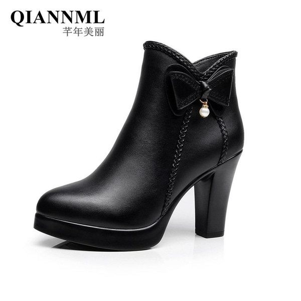 boots big size 32-43 pointed toe block heels ankle for women platform shoes 2021 autumn winter leather short plush, Black
boots big size 32-43 pointed toe block heels ankle for women platform shoes 2021 autumn winter leather short plush, Black