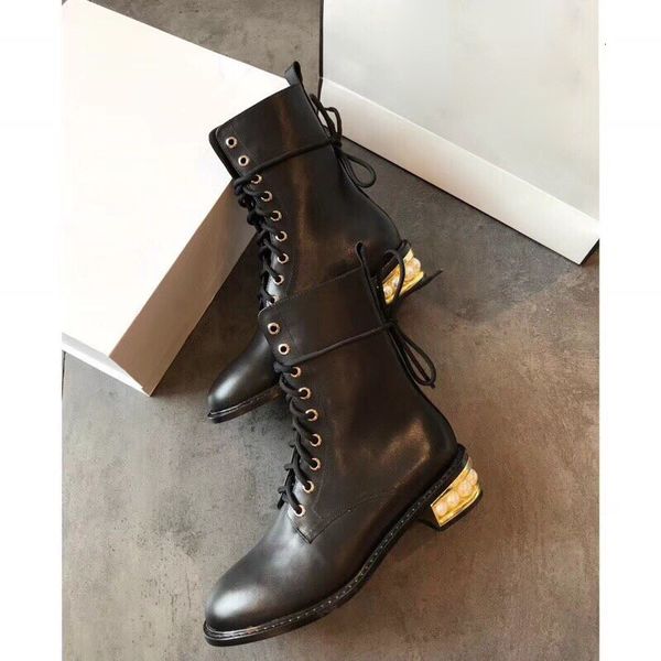 martin boots women's new fall / winter 2020 soft sole comfortable short boots lace up leather black motorcycle boots fashion
martin boots women's new fall / winter 2020 soft sole comfortable short boots lace up leather black motorcycle boots fashion