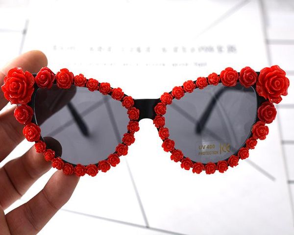 sunglasses 2021 cat eye women rose flower baroque sun glasses for ladies retro vintage shades beach eyewear uv400, White;black
sunglasses 2021 cat eye women rose flower baroque sun glasses for ladies retro vintage shades beach eyewear uv400, White;black