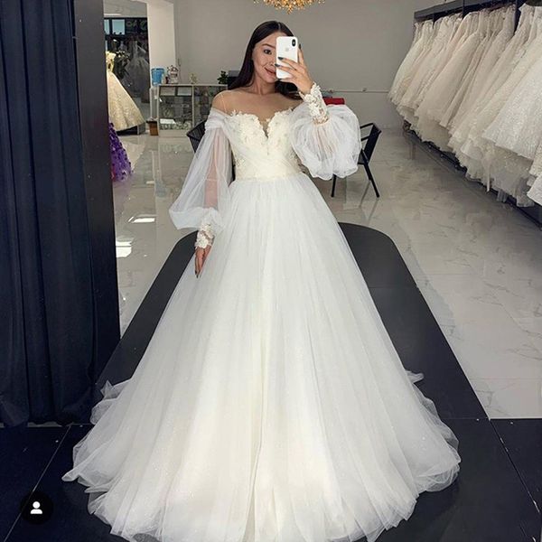 princess design long puff sleeves wedding dresses sheer neck applique lace pleated tulle a line 2021 bridal gowns custom plus size, White
princess design long puff sleeves wedding dresses sheer neck applique lace pleated tulle a line 2021 bridal gowns custom plus size, White