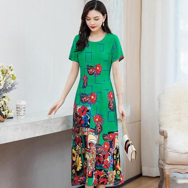 2020 women summer dress middle-aged plus size 5xl casual floral print midi dress elegant short sleeves cotton mother dresses1, Black;gray
2020 women summer dress middle-aged plus size 5xl casual floral print midi dress elegant short sleeves cotton mother dresses1, Black;gray