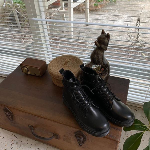 hong kong ular brand spring clothingstudent insbritish style handsome short boots slimming lady shoes -40, Black
hong kong ular brand spring clothingstudent insbritish style handsome short boots slimming lady shoes -40, Black