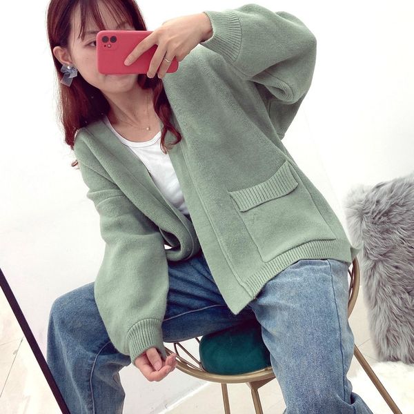 korea's loose oversized knitted cardigan in autumn winter 2020 looks coat lazy and looks thinsolid color coat and women's versatil, White;black
korea's loose oversized knitted cardigan in autumn winter 2020 looks coat lazy and looks thinsolid color coat and women's versatil, White;black