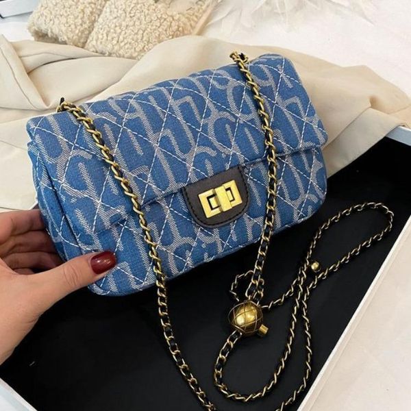 neue mode marke design luxus denim quadratische tasche gold perle kette frauen tasche wilden trend einzelnen schulter mes
neue mode marke design luxus denim quadratische tasche gold perle kette frauen tasche wilden trend einzelnen schulter mes