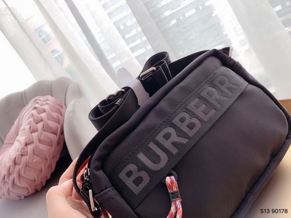 brand fashion women female shoulder bag banquet handbags crossbody small messenger bag sac à main makeup toiletry bag pouch g718
brand fashion women female shoulder bag banquet handbags crossbody small messenger bag sac à main makeup toiletry bag pouch g718