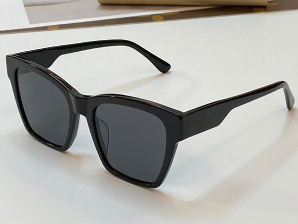 4384 new fashion sunglasses with uv protection for women vintage square cat eye frame popular come with case classic sunglasse, White;black
4384 new fashion sunglasses with uv protection for women vintage square cat eye frame popular come with case classic sunglasse, White;black
