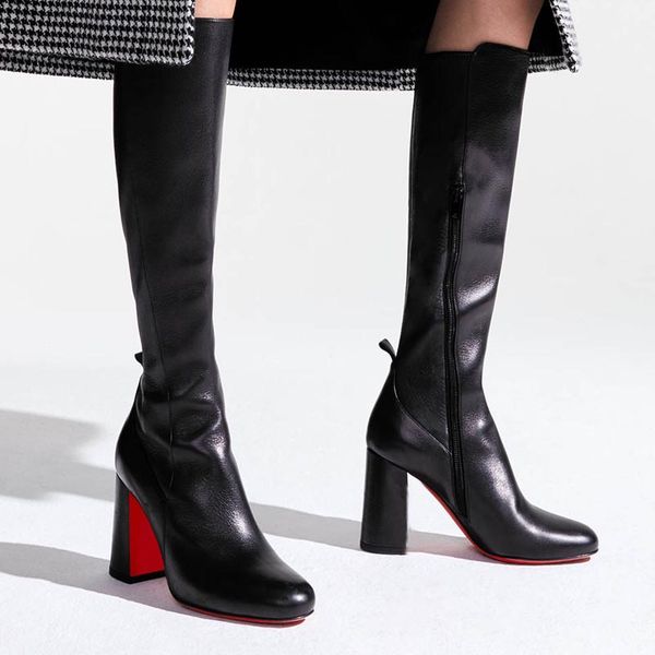 elegant woman black tall boots kronobotte style,square heels black genuine leather zipper knee over boot party wedding dress shoes high qua
elegant woman black tall boots kronobotte style,square heels black genuine leather zipper knee over boot party wedding dress shoes high qua
