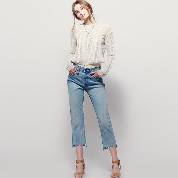loose light washed high waist pocket button cropped pants fashion blue pants with burrs casual slim straight jeans1
loose light washed high waist pocket button cropped pants fashion blue pants with burrs casual slim straight jeans1