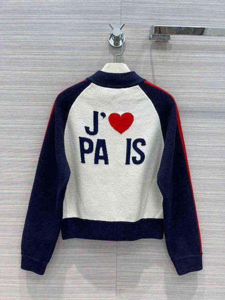 2022 factory wholesale new early autumn red and blue contrast color back love letter printed baseball knitted small jacket women, White;black
2022 factory wholesale new early autumn red and blue contrast color back love letter printed baseball knitted small jacket women, White;black