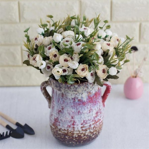 european fake rosebud bunch (6 stems/piece) simulation camellia for wedding home showcase decorative artificial flowers1
european fake rosebud bunch (6 stems/piece) simulation camellia for wedding home showcase decorative artificial flowers1