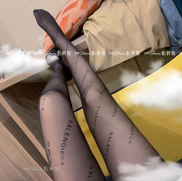 mshow's private property: black b letter print bottomed wind silk stockings and leggy socks, Black;pink
mshow's private property: black b letter print bottomed wind silk stockings and leggy socks, Black;pink