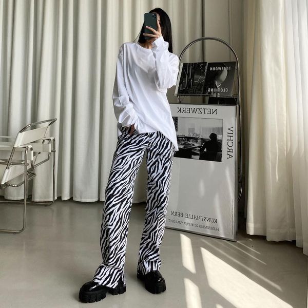 vintage y2k jeans woman 2020 high waist baggy jeans streetwear zerba print denim women pants femme flare wide leg trousers, Blue
vintage y2k jeans woman 2020 high waist baggy jeans streetwear zerba print denim women pants femme flare wide leg trousers, Blue