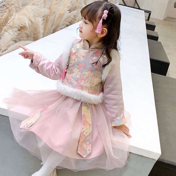 hanfu 2020 winter qipao girls' chine new year drs, Red;yellow 
hanfu 2020 winter qipao girls' chine new year drs, Red;yellow
