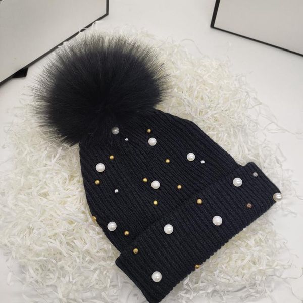 beanie/skull caps autumn and winter skullies beanies with pearls big fur bulb cap black hat boom knitted warm, Blue;gray
beanie/skull caps autumn and winter skullies beanies with pearls big fur bulb cap black hat boom knitted warm, Blue;gray