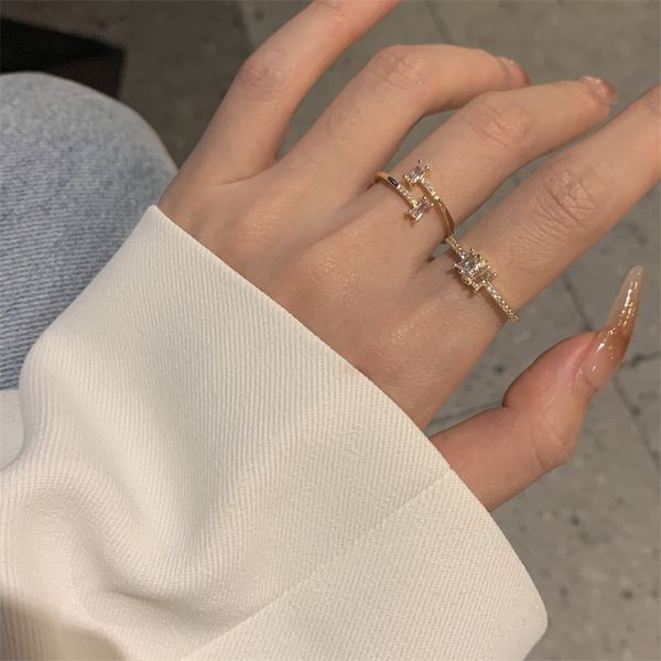 micro inlay zircon ring female ins opening ring, Golden;silver
micro inlay zircon ring female ins opening ring, Golden;silver