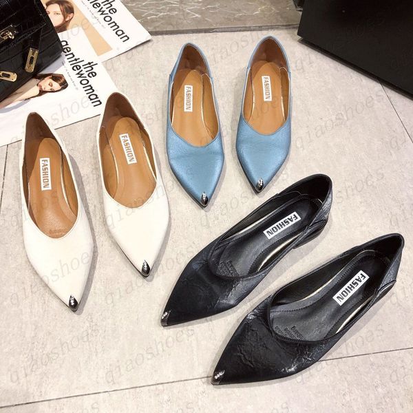 2021 sales glitter red bottom spiked flat shoes women red sole shoes sequins heels party wedding shoes pointed toe pumps 35-40, Black
2021 sales glitter red bottom spiked flat shoes women red sole shoes sequins heels party wedding shoes pointed toe pumps 35-40, Black