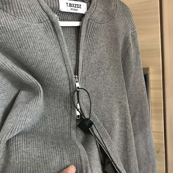 autumn new online red same bm style double zipper hoodie sweater cardigan, Black;gray
autumn new online red same bm style double zipper hoodie sweater cardigan, Black;gray