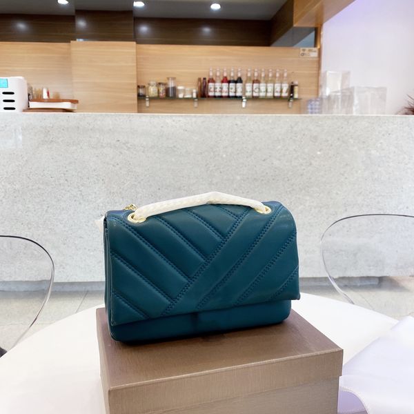 ladies one shoulder 2022 diagonal bag fashion luxury handbag classic flap wallet simple metal shoulder bag
ladies one shoulder 2022 diagonal bag fashion luxury handbag classic flap wallet simple metal shoulder bag