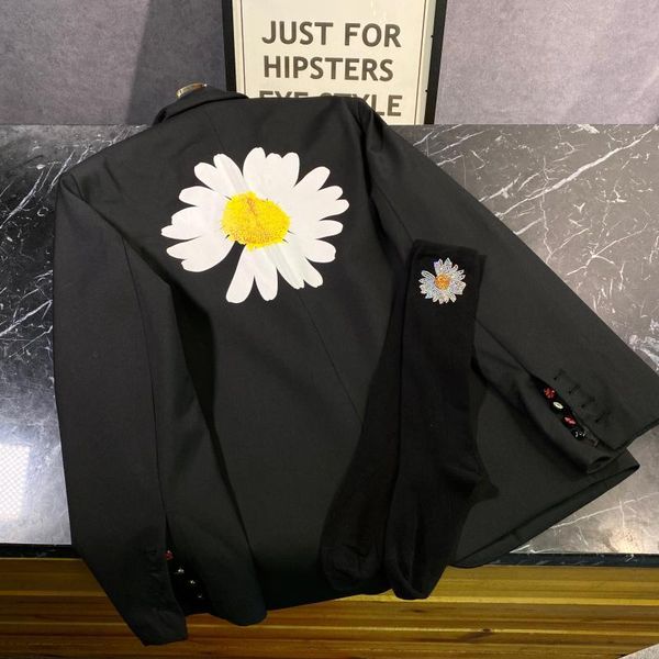 2020 same new red model spring and summer fashion back sun standard flower printed female suit jacket iv3q, Black;brown
2020 same new red model spring and summer fashion back sun standard flower printed female suit jacket iv3q, Black;brown