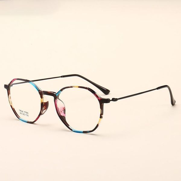 fashion sunglasses women men colorblock frame vintage retro ladies square sun glasses female color lens uv400 oculos1, White;black 
fashion sunglasses women men colorblock frame vintage retro ladies square sun glasses female color lens uv400 oculos1, White;black