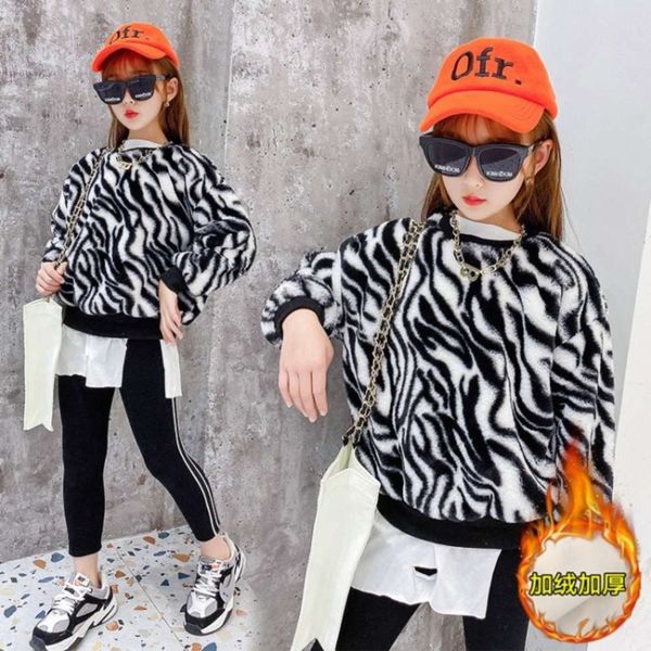 winter girls' 2020 children's new clothing korean leopard print long sve sweater with thickened thermal stripe, Black
winter girls' 2020 children's new clothing korean leopard print long sve sweater with thickened thermal stripe, Black