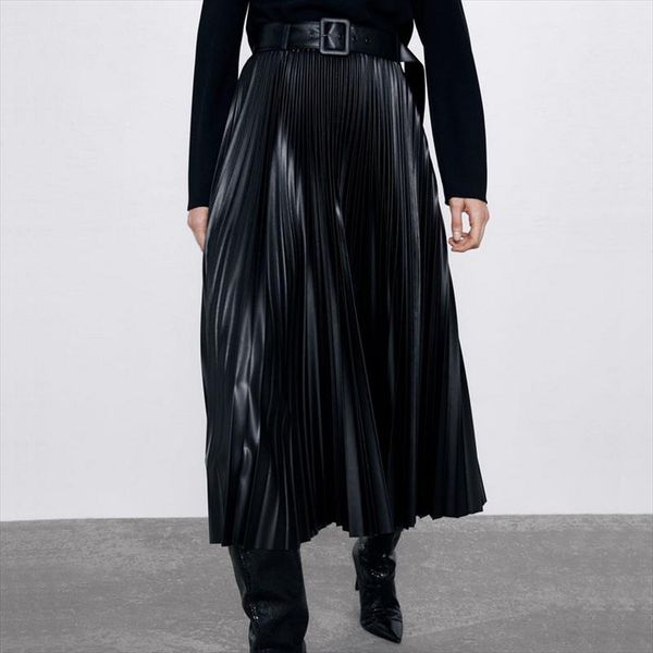 2020 new fashion womens pleated skirt high waist loose skirts black casual streetwear belt zipper streetwear warm winter skirt
2020 new fashion womens pleated skirt high waist loose skirts black casual streetwear belt zipper streetwear warm winter skirt