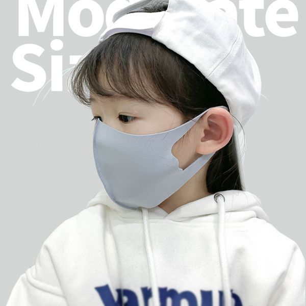 for 4-12 years old dust cartoon printed children masks washable reusable student kids mouth child face mask
for 4-12 years old dust cartoon printed children masks washable reusable student kids mouth child face mask