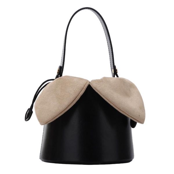 ретро ведро мешок женщина осень и зимой кошелек плечо сумка crossbody косая новая женская небольшая новая дикий прилив тотализаторы сумка
ретро ведро мешок женщина осень и зимой кошелек плечо сумка crossbody косая новая женская небольшая новая дикий прилив тотализаторы сумка