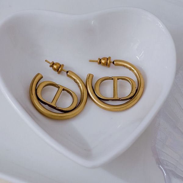 new luxury designer item cd letter chain earrings hoop & huggie pearl crystal, rhinestone fashion ins style charm drop earring wom, Golden;silver
new luxury designer item cd letter chain earrings hoop & huggie pearl crystal, rhinestone fashion ins style charm drop earring wom, Golden;silver