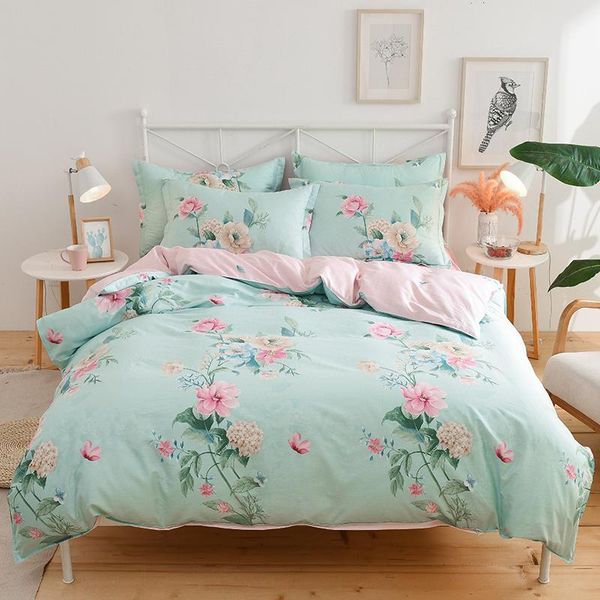 100% cotton bedding sets twin king size flowers bed duvet cover flat /fitted sheet with rubber linen
100% cotton bedding sets twin king size flowers bed duvet cover flat /fitted sheet with rubber linen