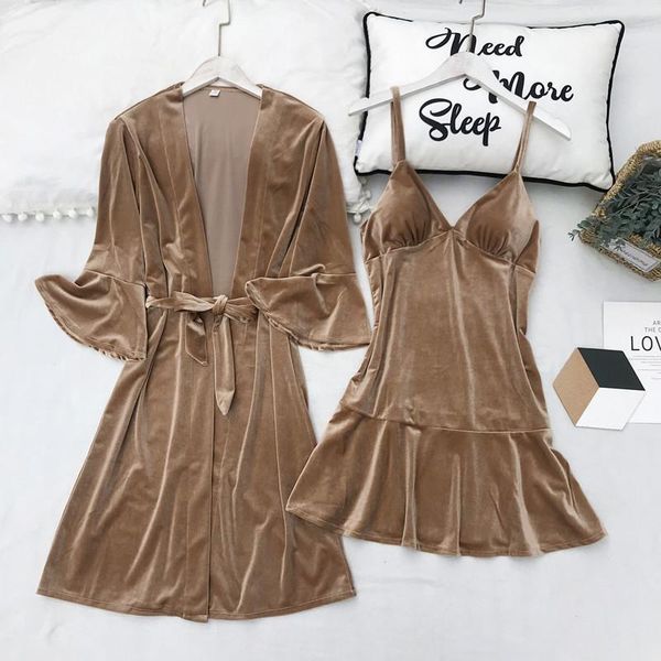 women's sleepwear fashion women winter velour ruffle pajamas set velvet robe gown autumn lace sling nightdress, Black;red
women's sleepwear fashion women winter velour ruffle pajamas set velvet robe gown autumn lace sling nightdress, Black;red