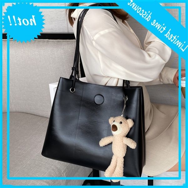 cute bear hanger pu leather dead handbags for women effects color simple shoppers shoulder female light weight messenger bag
cute bear hanger pu leather dead handbags for women effects color simple shoppers shoulder female light weight messenger bag