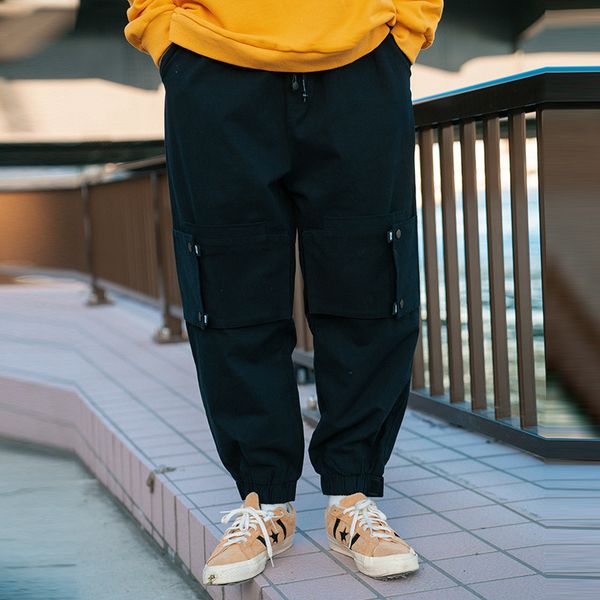2021 мужской весенний галстук harlan foot multi-pocket trend мужские рабочие брюки прямой ствол 6c5k, Black
2021 мужской весенний галстук harlan foot multi-pocket trend мужские рабочие брюки прямой ствол 6c5k, Black
